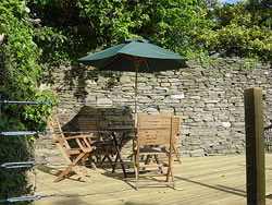 The garden at Kingston House is ideal for sunny holidays in Orkney